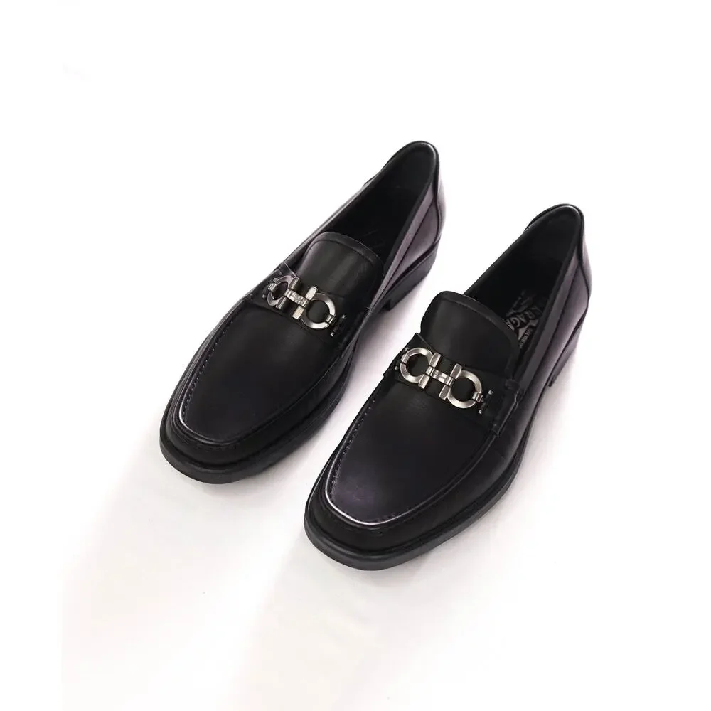 $850 FERRAGAMO - 